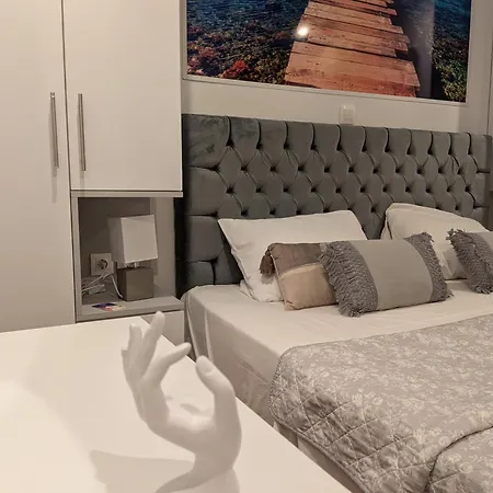 Apartament Dina